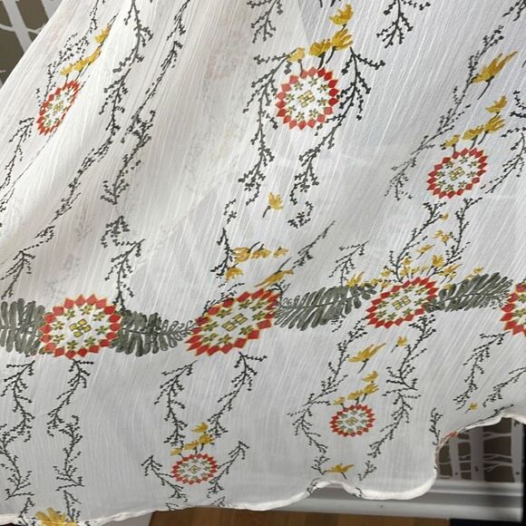 NEW $34 Boho Floral Fly Away Front Longline Sheer Tank Top sz M - Picture 10 of 10